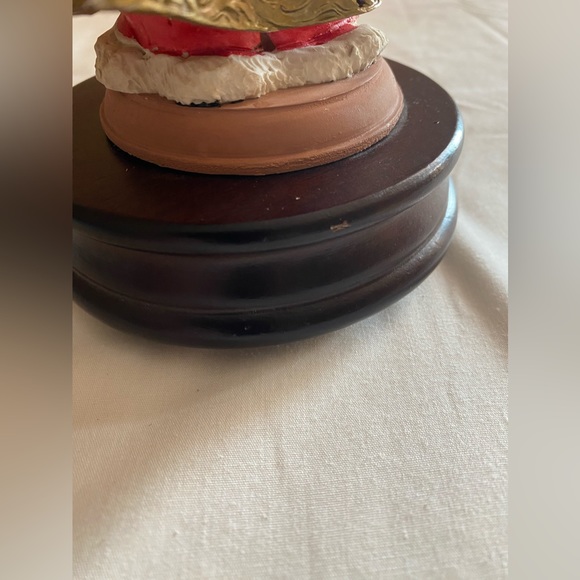 Vintage Seymour Mann The Christmas Collection Musical Old World Santa Figurine - Picture 10 of 12